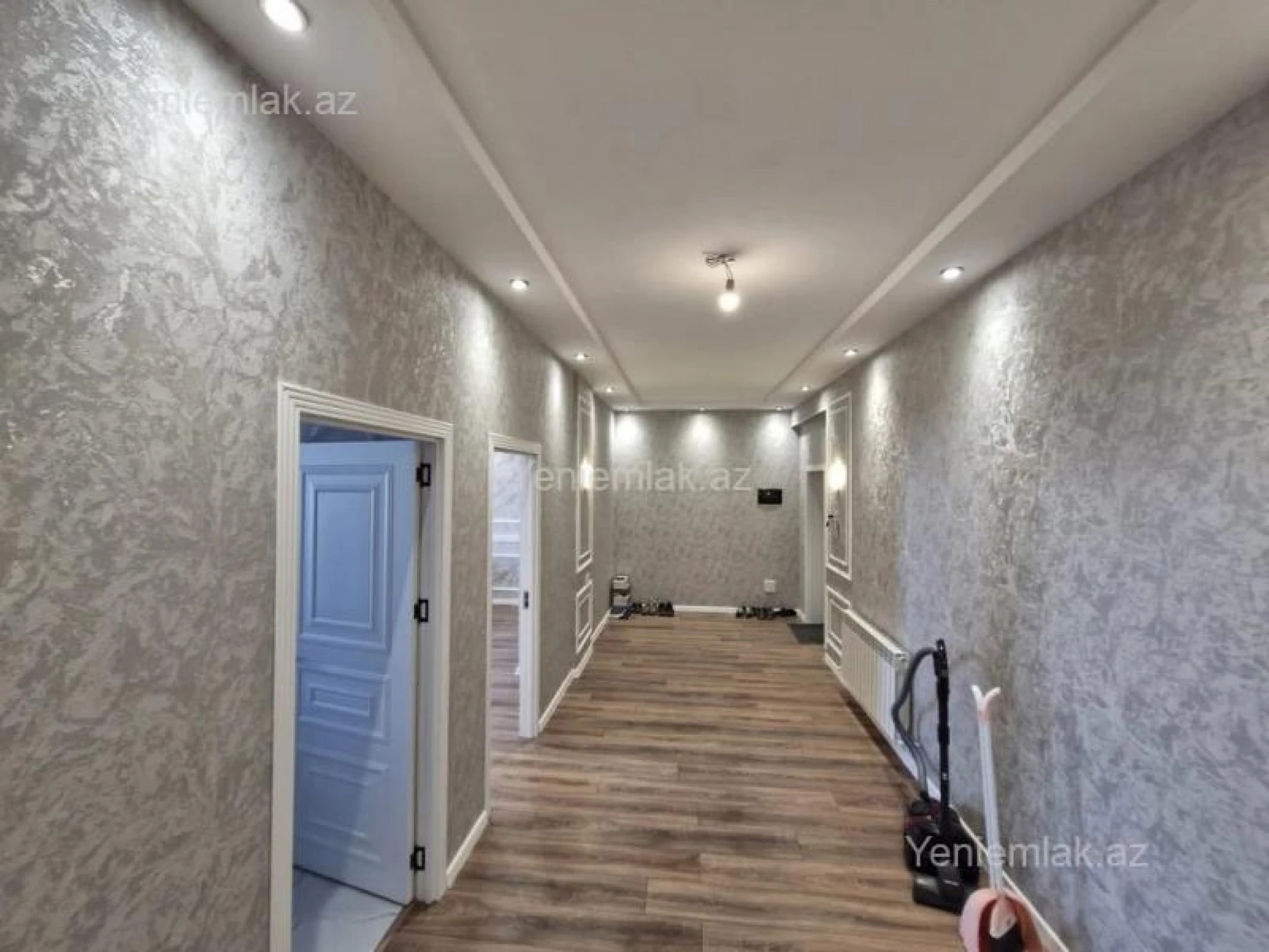 Satılır 3 otaqlı yeni tikili 122 m²