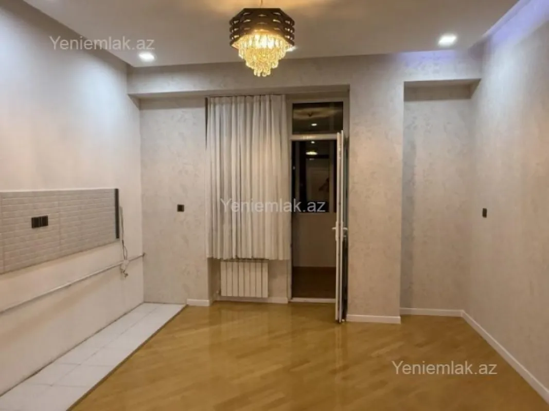 Satılır 3 otaqlı yeni tikili 140 m²