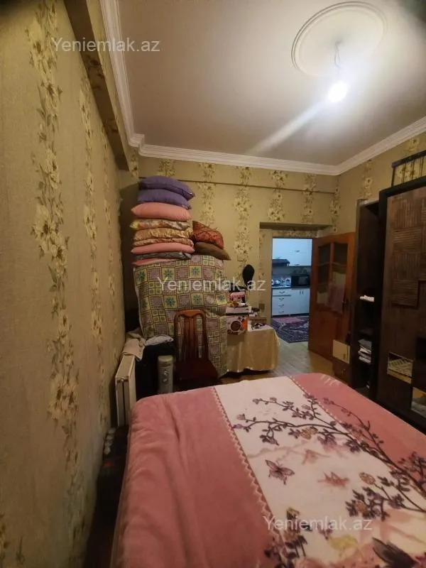 Satılır 3 otaqlı yeni tikili 65 m²