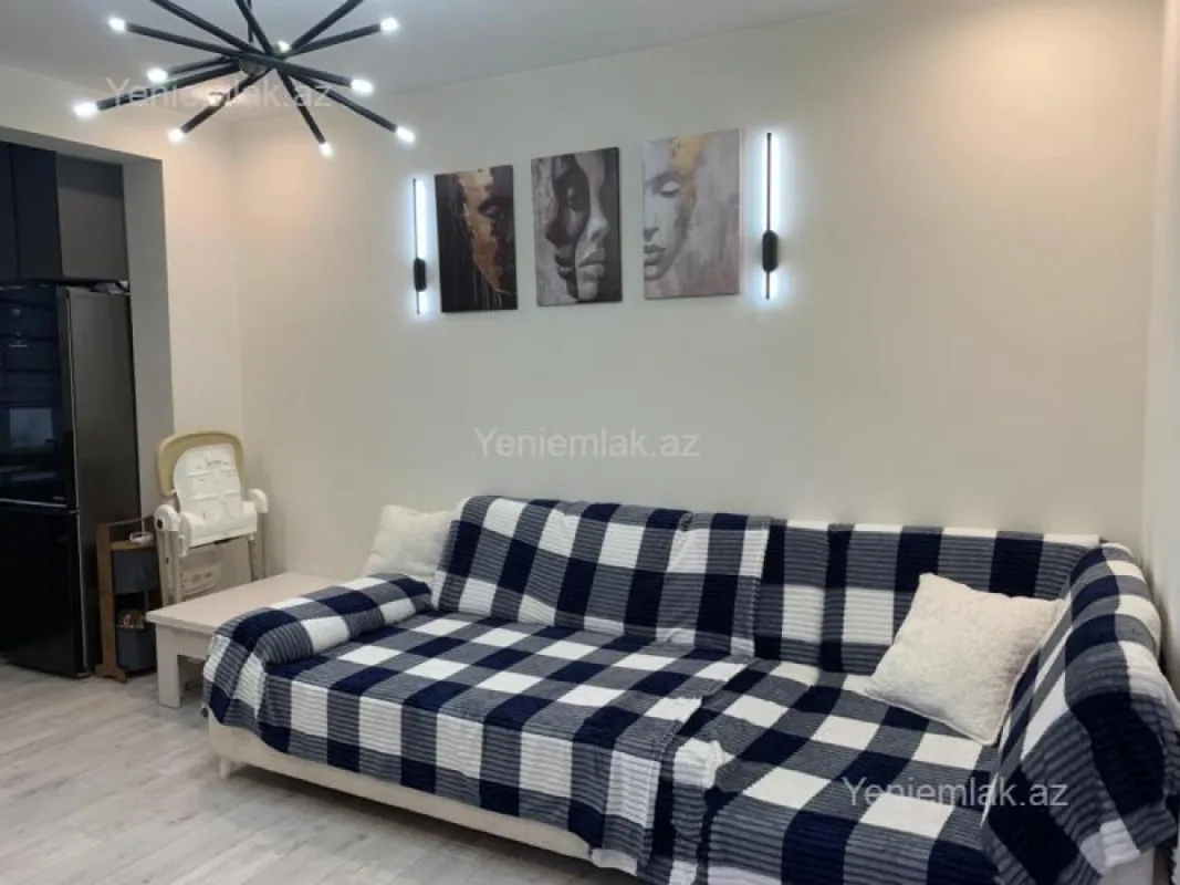 Satılır 3 otaqlı köhnə tikili 42 m²