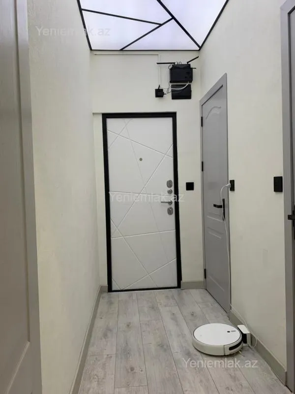 Satılır 3 otaqlı köhnə tikili 42 m²