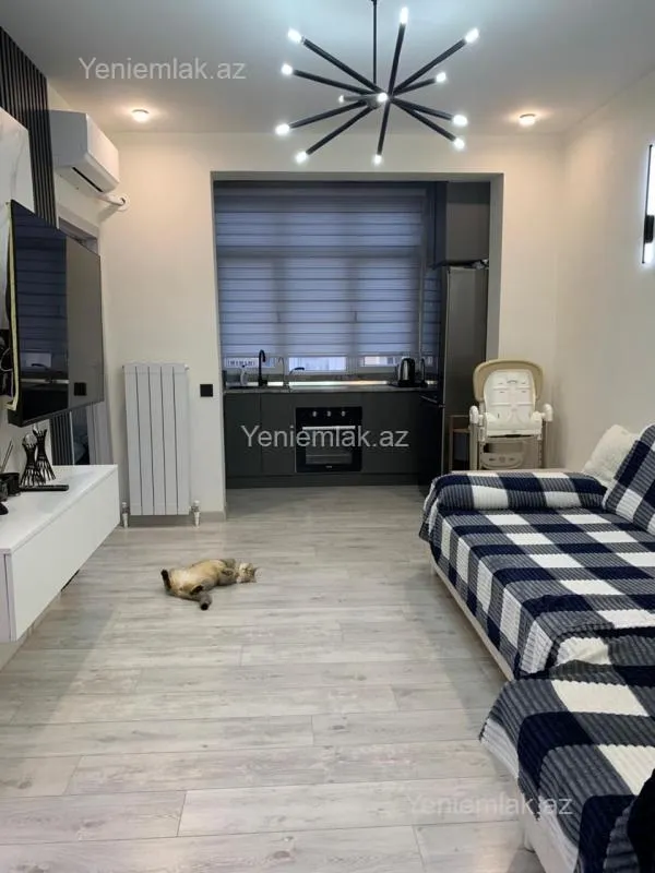 Satılır 3 otaqlı köhnə tikili 42 m²