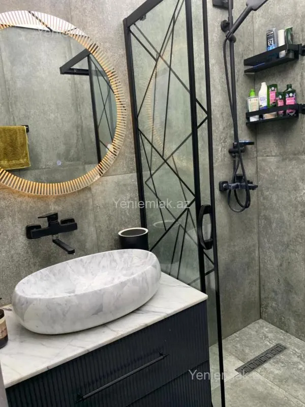 Satılır 3 otaqlı köhnə tikili 42 m²