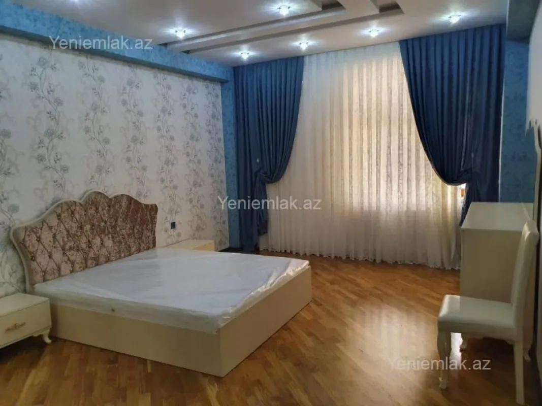Satılır 3 otaqlı köhnə tikili 94 m²