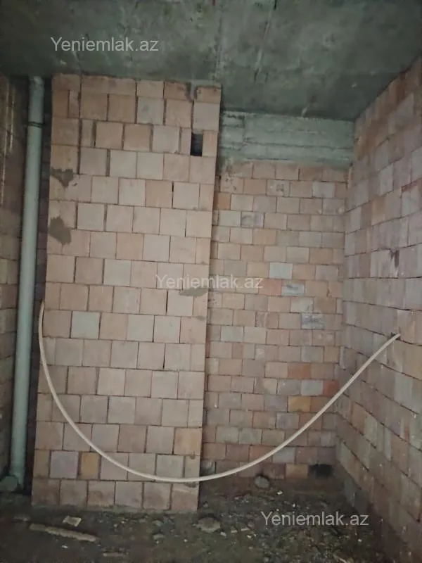 Satılır 3 otaqlı yeni tikili 128.5 m²