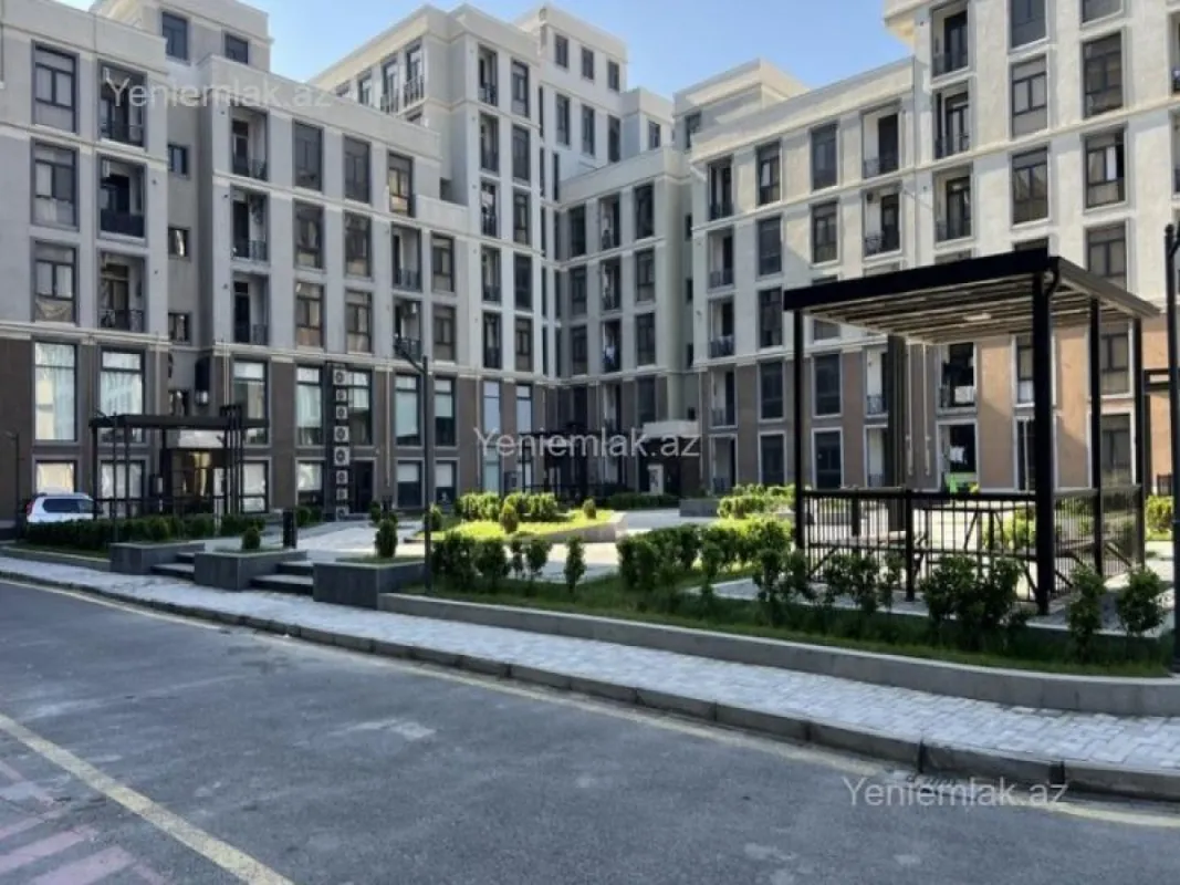 Satılır 3 otaqlı yeni tikili 90 m²