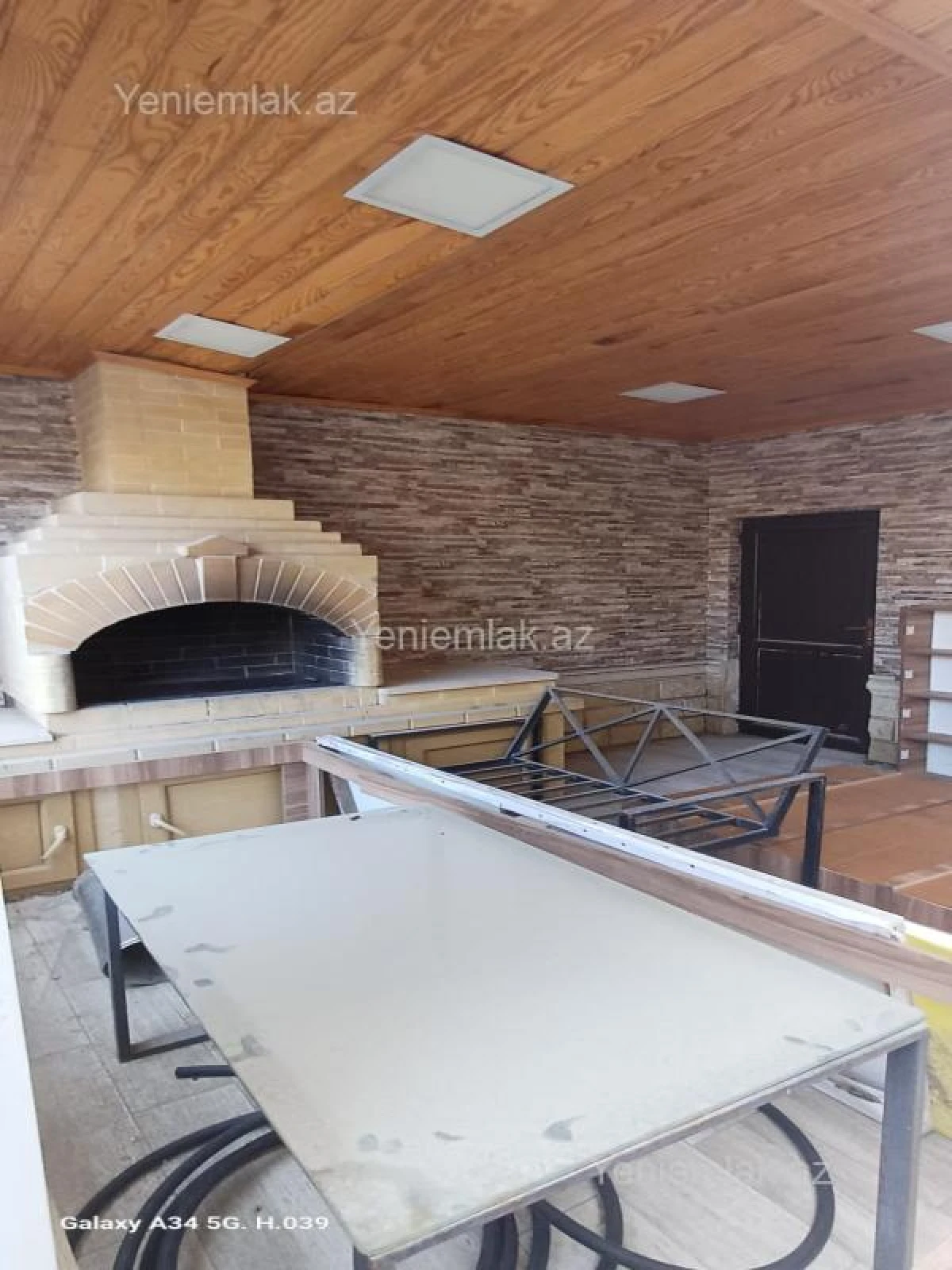 Satılır 6 otaqlı həyət evi 450 m²