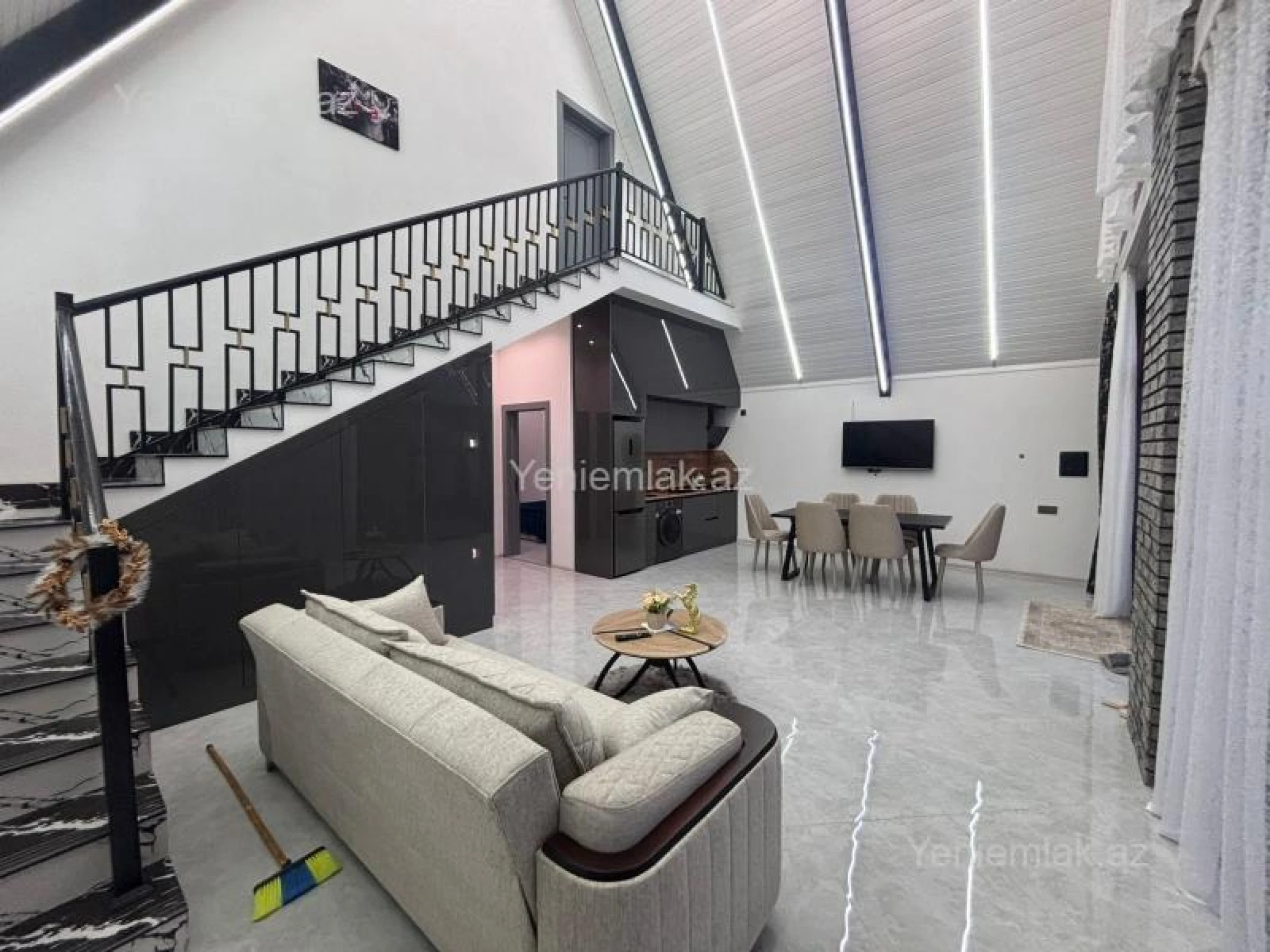 Satılır 4 otaqlı həyət evi 110 m²