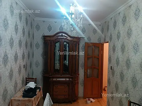 Satılır 2 otaqlı köhnə tikili 60 m²