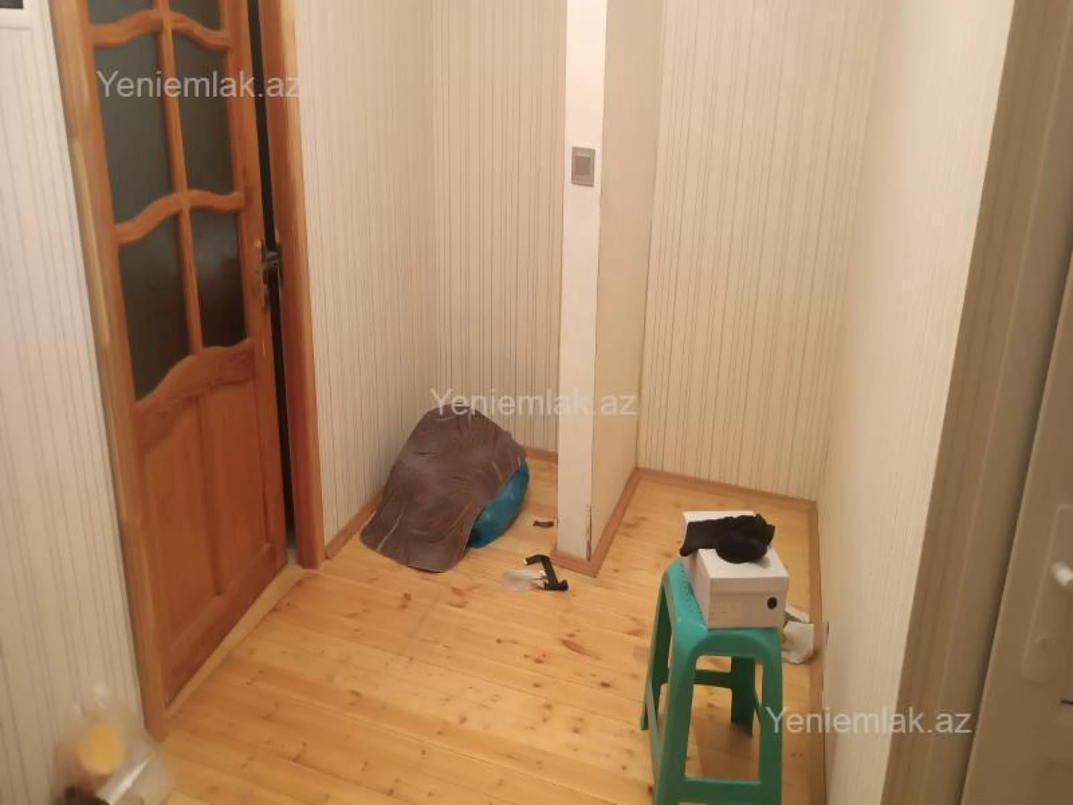 Satılır 2 otaqlı köhnə tikili 60 m²