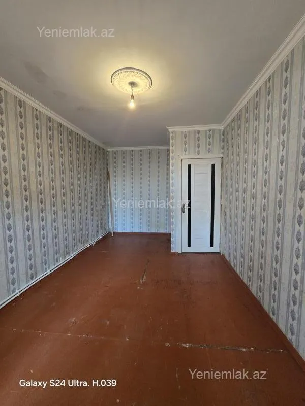 Satılır 2 otaqlı köhnə tikili 55 m²