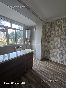 Satılır 2 otaqlı köhnə tikili 55 m²