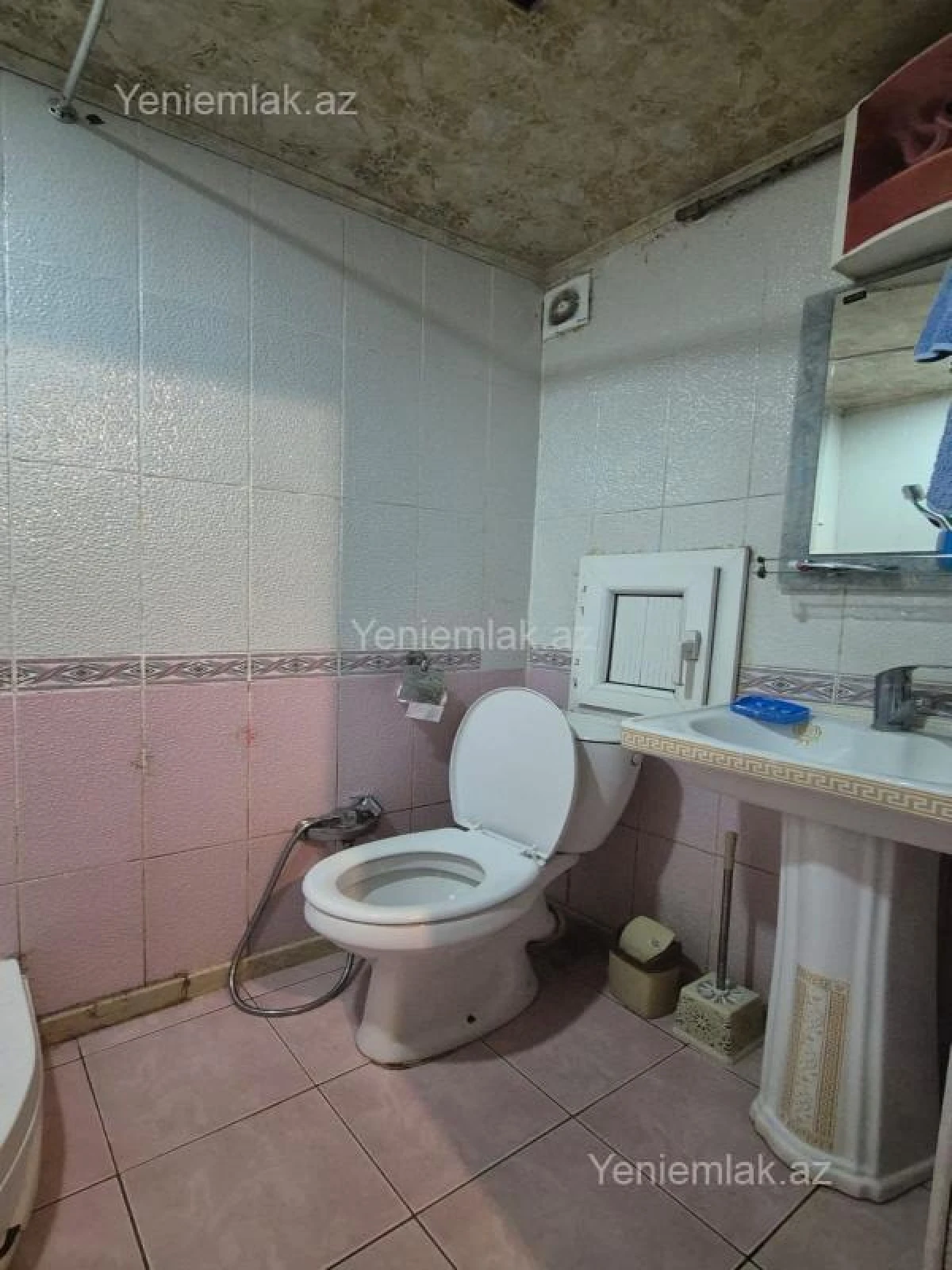 Satılır 3 otaqlı köhnə tikili 60 m²