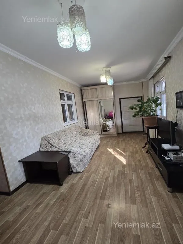 Satılır 3 otaqlı həyət evi 120 m²