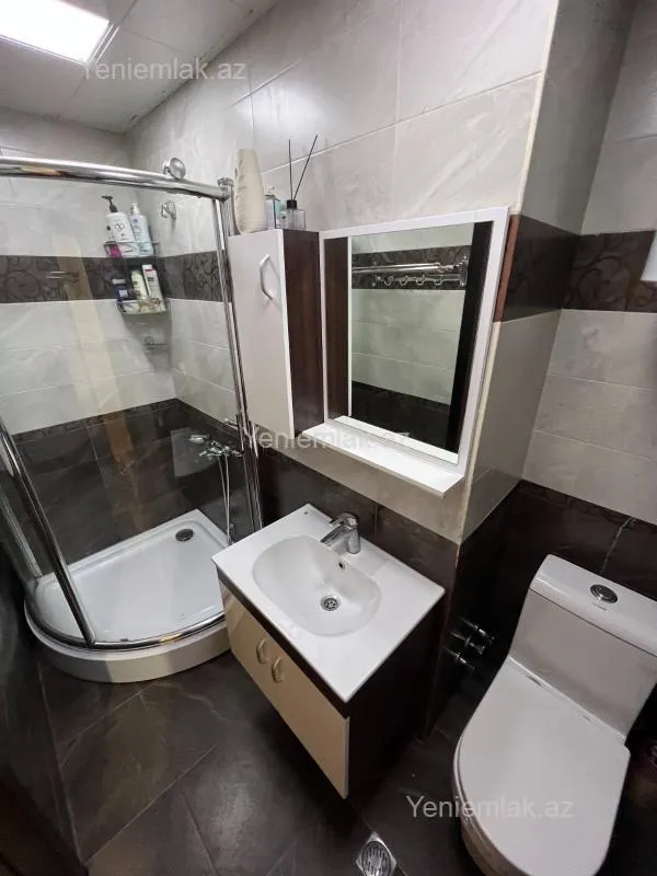 Satılır 2 otaqlı yeni tikili 73 m²