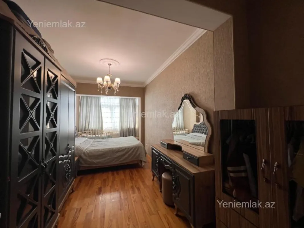 Satılır 2 otaqlı yeni tikili 73 m²