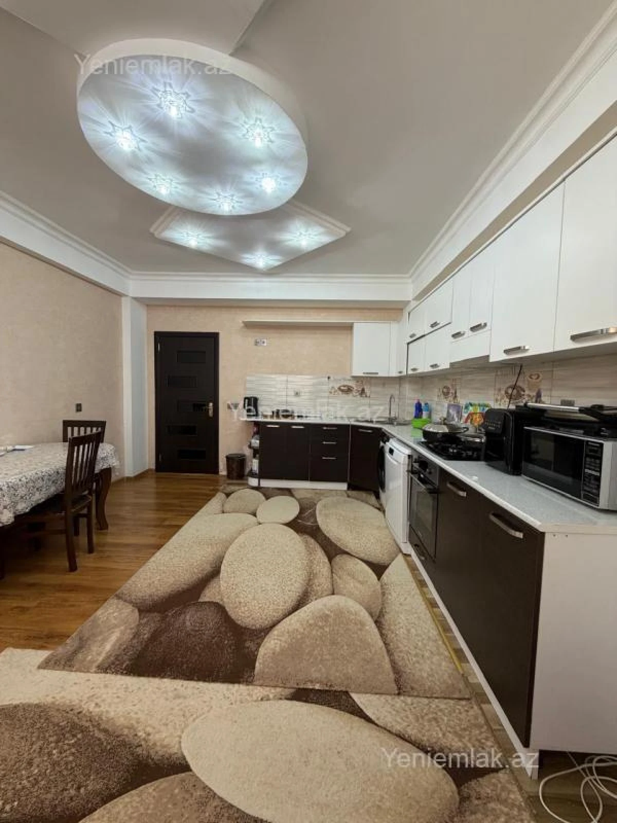 Satılır 3 otaqlı yeni tikili 114 m²