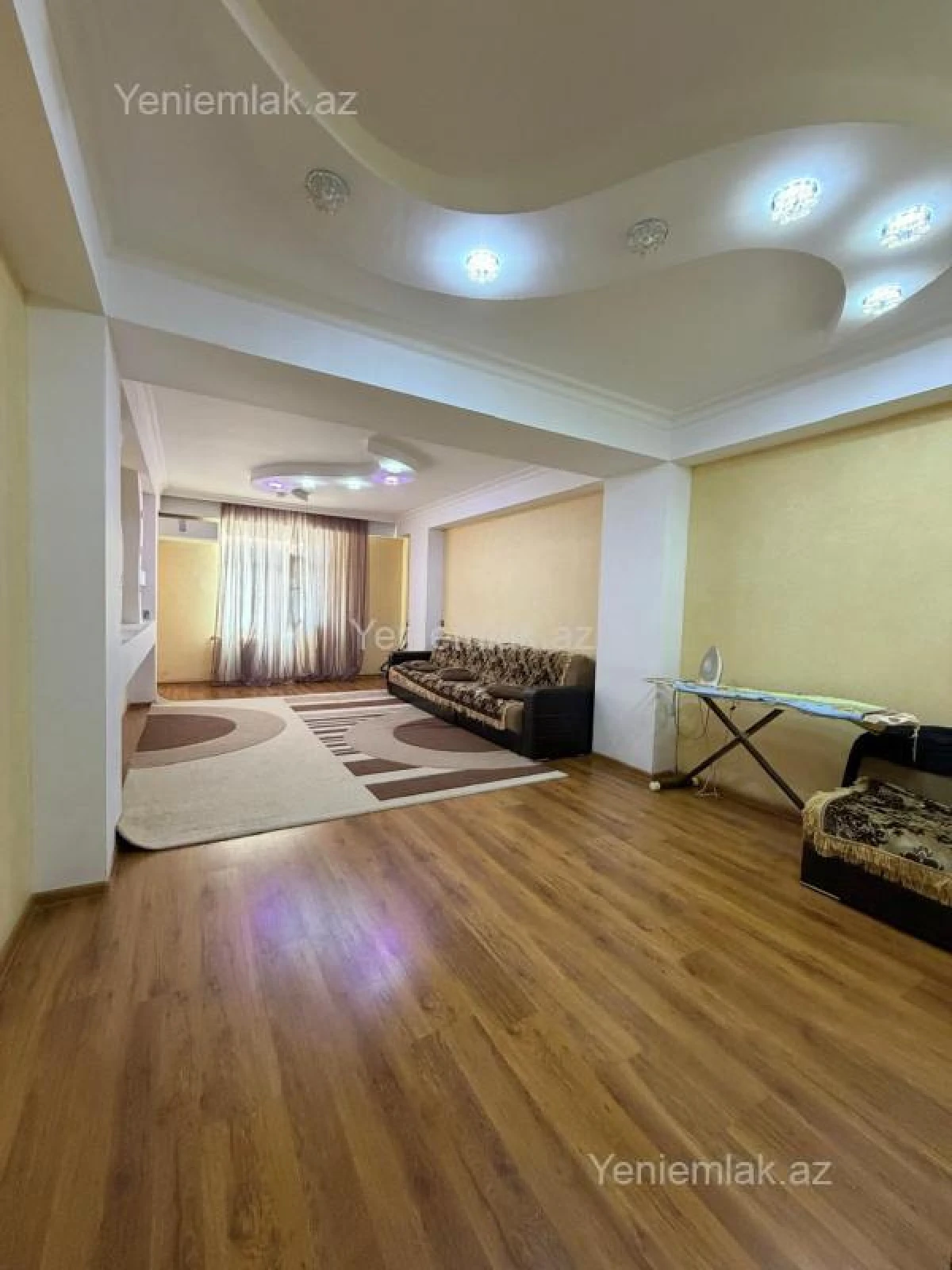Satılır 3 otaqlı yeni tikili 114 m²