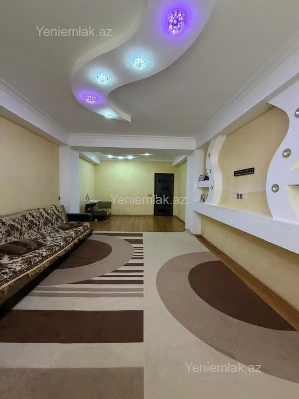 Satılır 3 otaqlı yeni tikili 114 m²