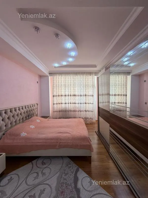 Satılır 3 otaqlı yeni tikili 114 m²