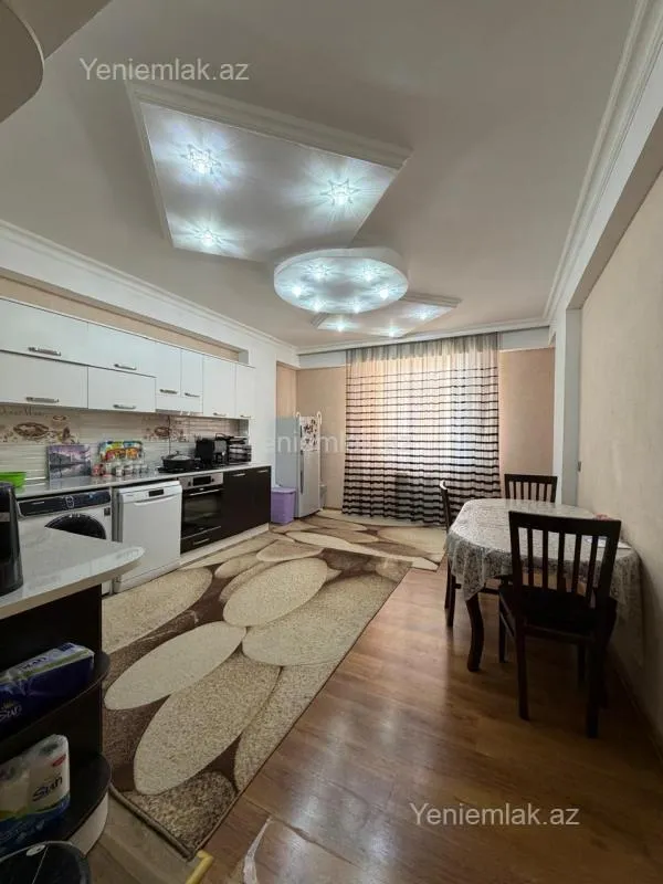 Satılır 3 otaqlı yeni tikili 114 m²