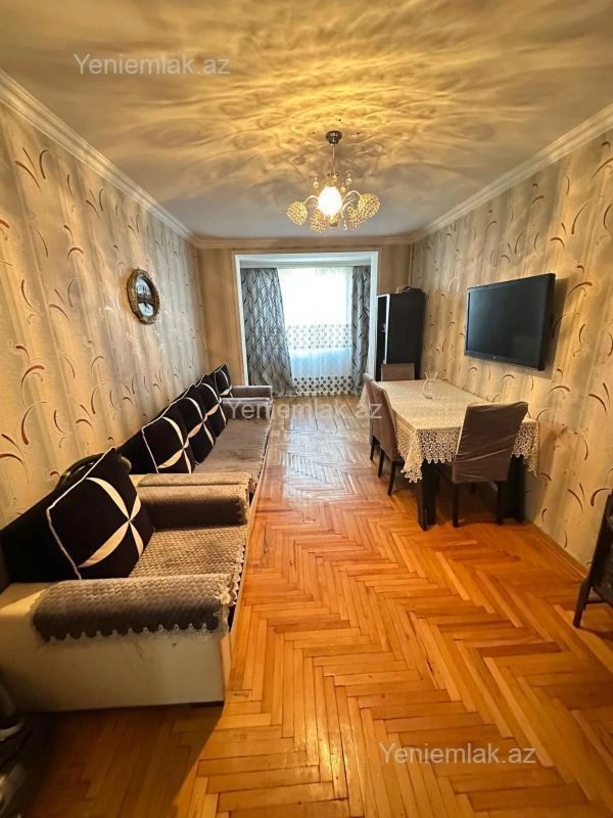 Satılır 3 otaqlı köhnə tikili 90 m²