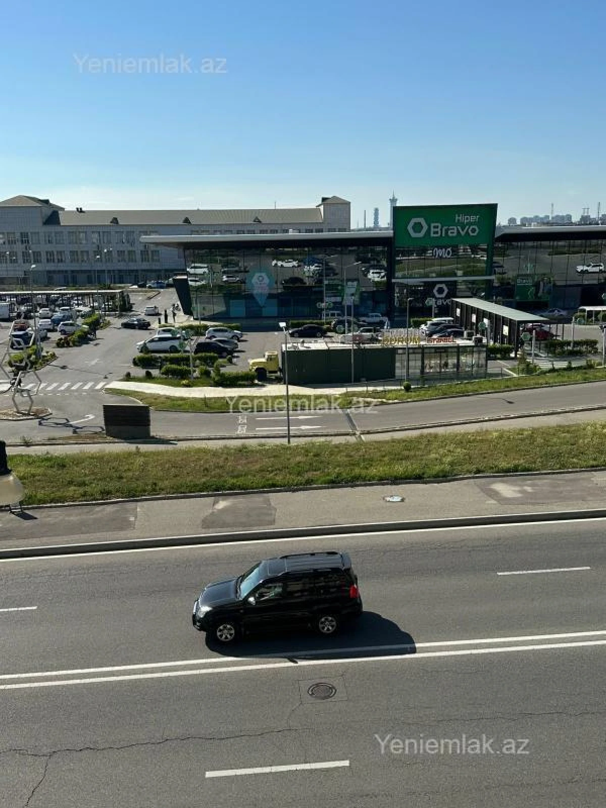 Satılır 3 otaqlı köhnə tikili 90 m²