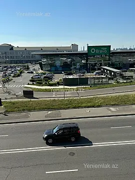 Satılır 3 otaqlı köhnə tikili 90 m²