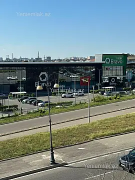 Satılır 3 otaqlı köhnə tikili 90 m²