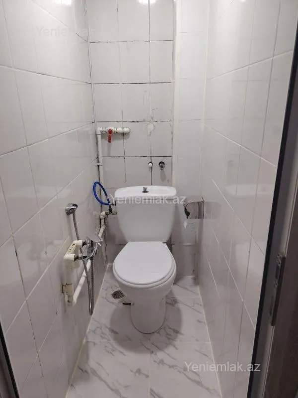 Satılır 2 otaqlı köhnə tikili 50 m²