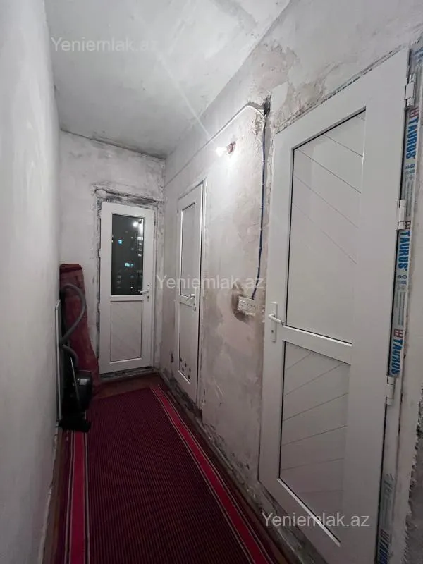 Satılır 2 otaqlı köhnə tikili 73 m²
