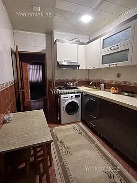 Satılır 2 otaqlı köhnə tikili 73 m²