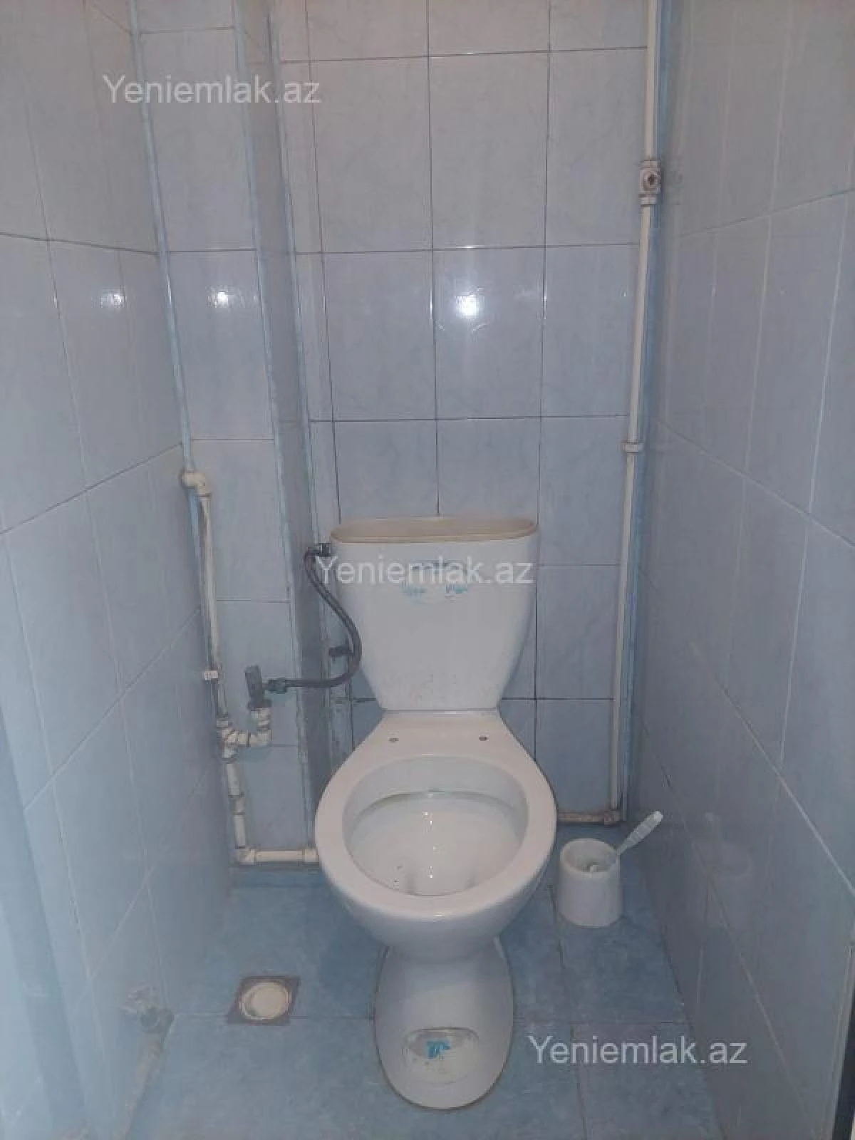 Satılır 3 otaqlı köhnə tikili 70 m²