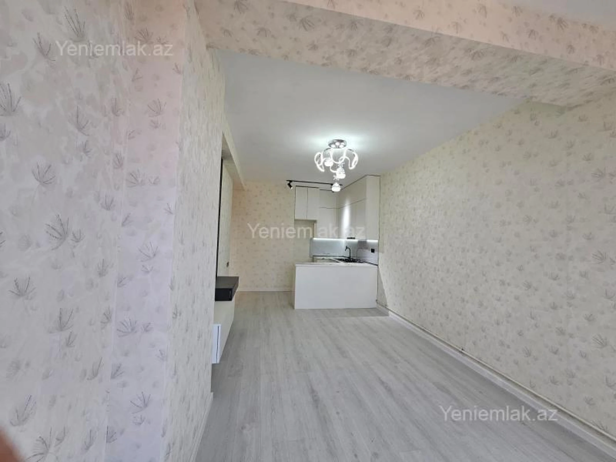 Satılır 2 otaqlı yeni tikili 61 m²