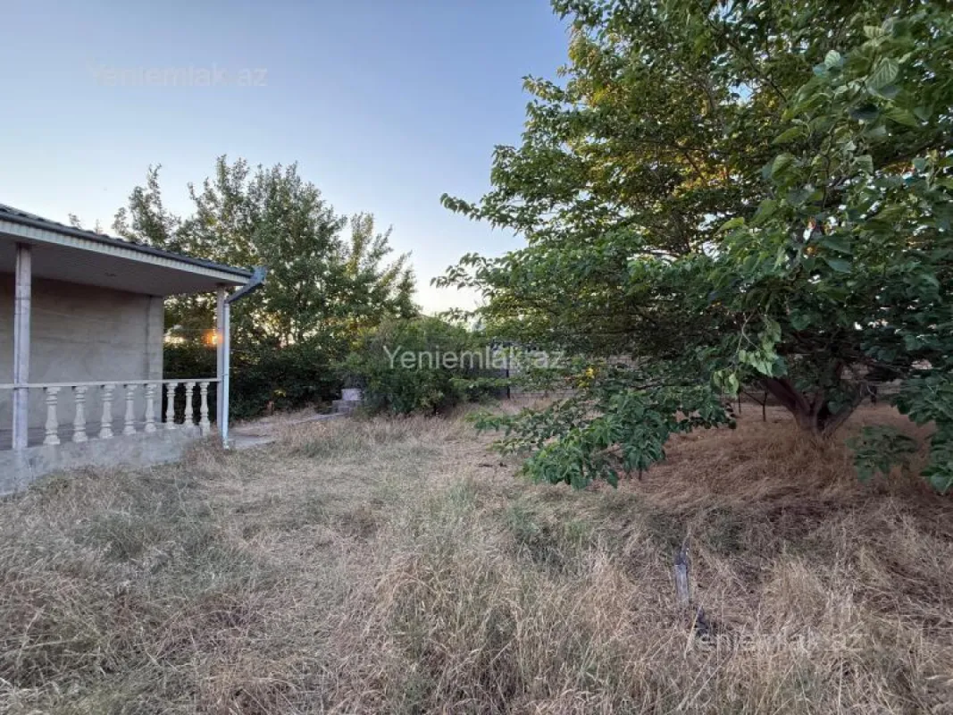 Satılır 3 otaqlı həyət evi 100 m²