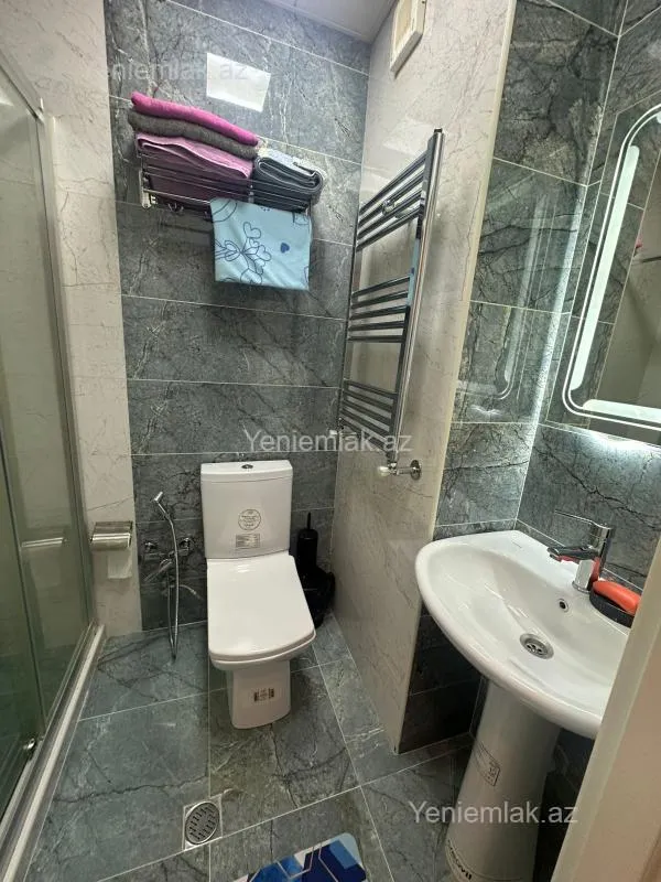 Satılır 2 otaqlı yeni tikili 45 m²