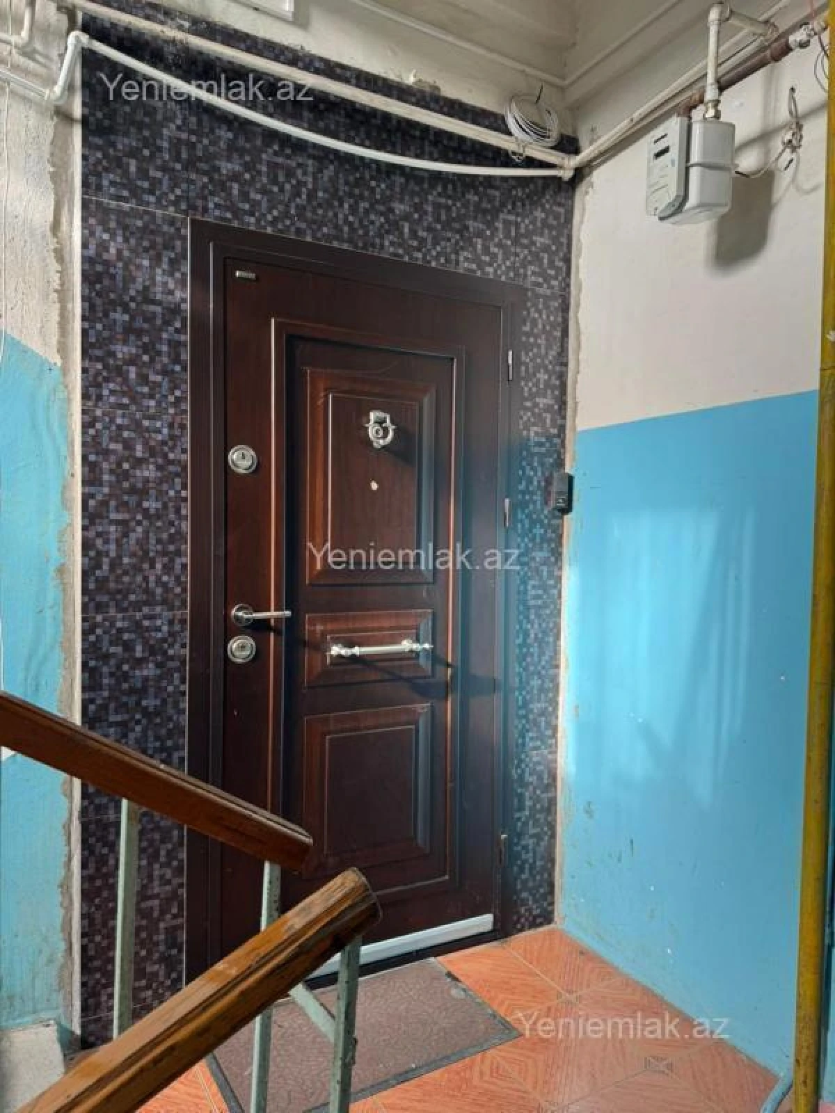 Satılır 4 otaqlı köhnə tikili 90 m²