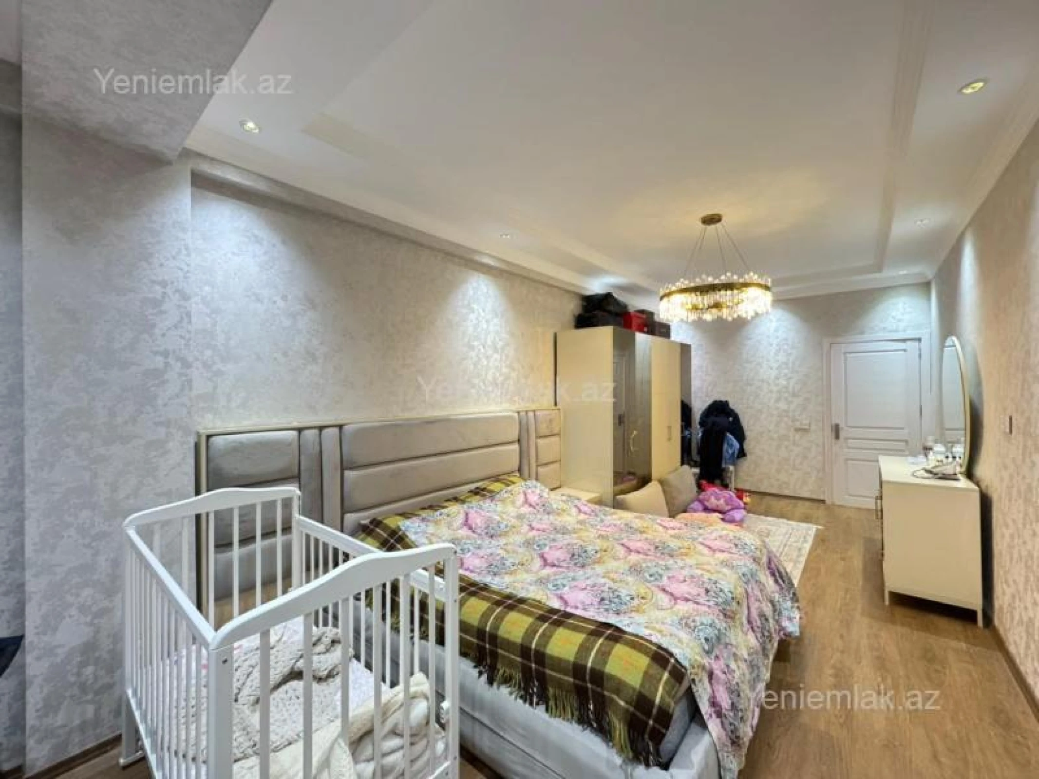 Satılır 2 otaqlı yeni tikili 78 m²