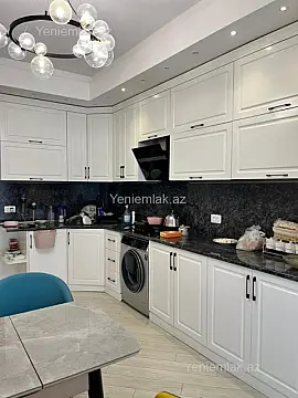 Satılır 2 otaqlı yeni tikili 88 m²