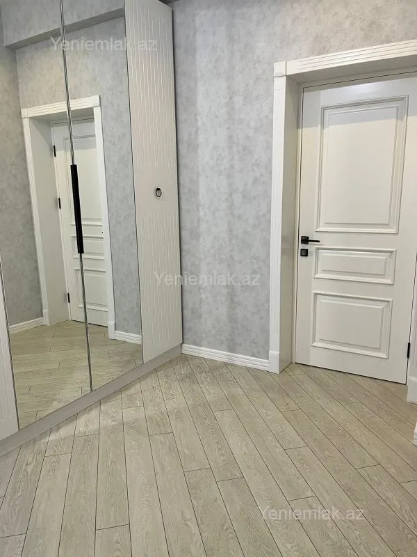 Satılır 2 otaqlı yeni tikili 88 m²
