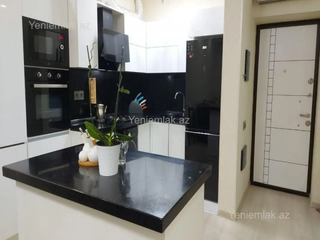 Satılır 2 otaqlı yeni tikili 65 m²