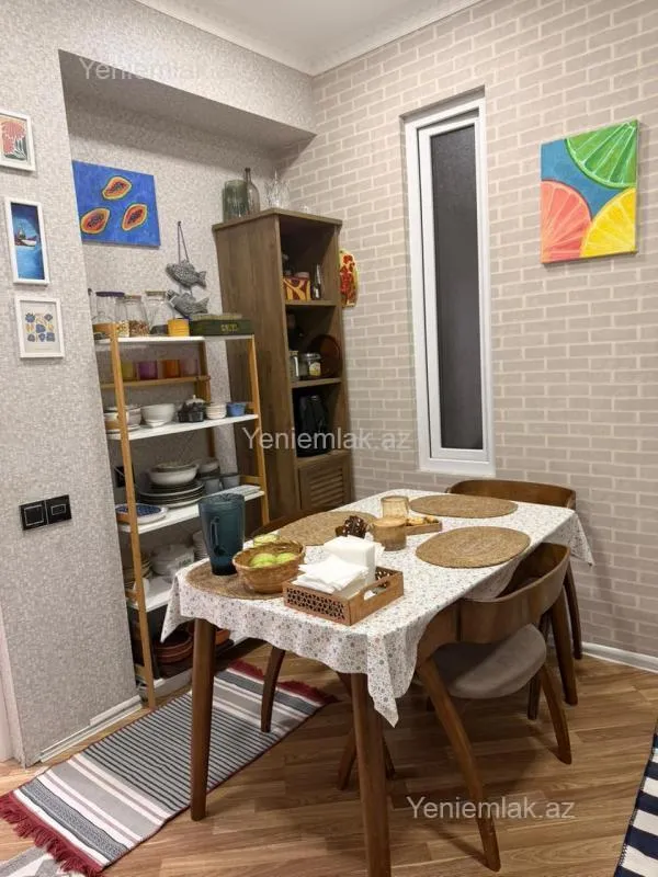 Satılır 3 otaqlı yeni tikili 80 m²