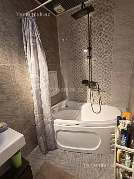 Satılır 3 otaqlı yeni tikili 80 m²