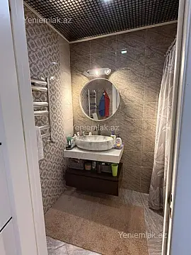 Satılır 3 otaqlı yeni tikili 80 m²