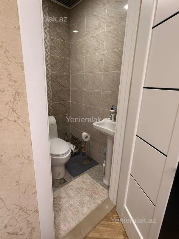 Satılır 3 otaqlı yeni tikili 80 m²