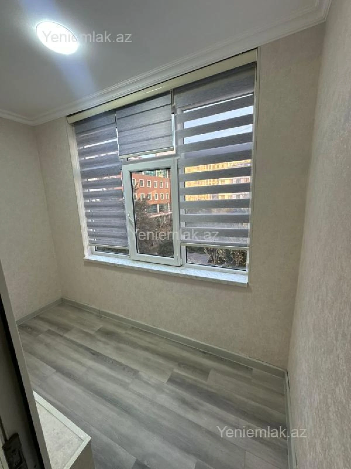 Satılır 2 otaqlı köhnə tikili 55 m²