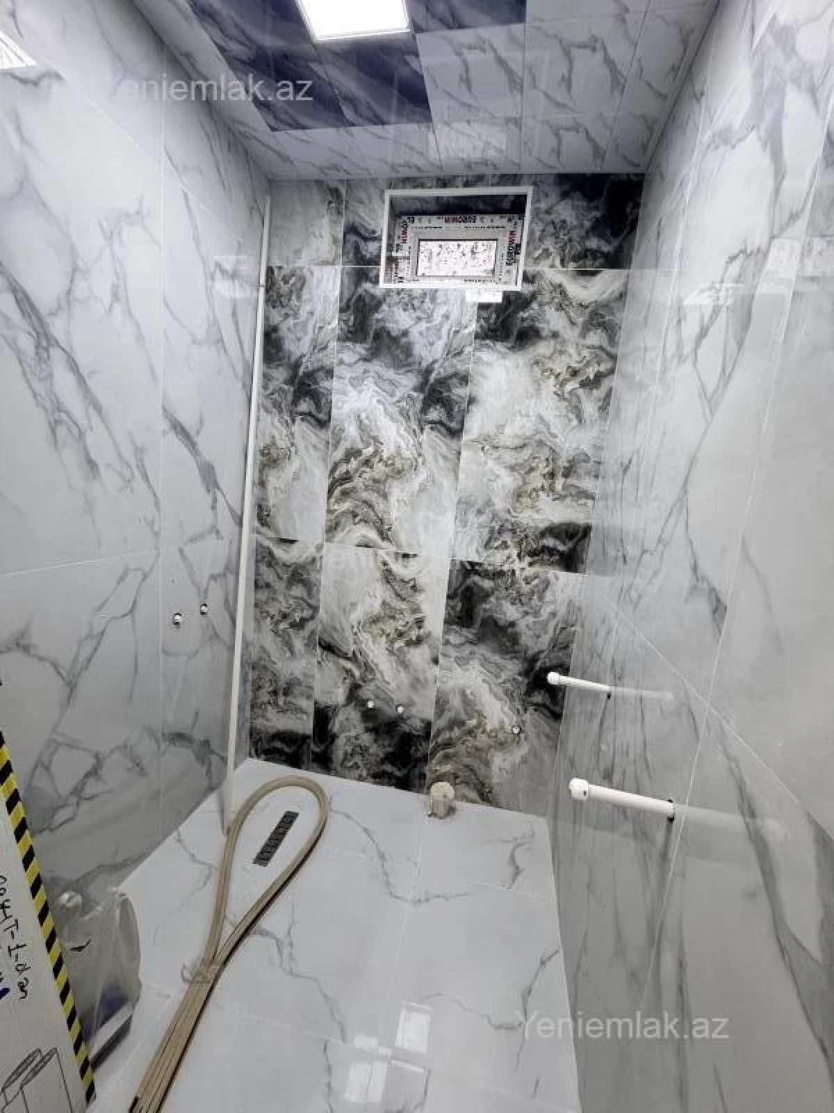 Satılır 5 otaqlı həyət evi 130 m²