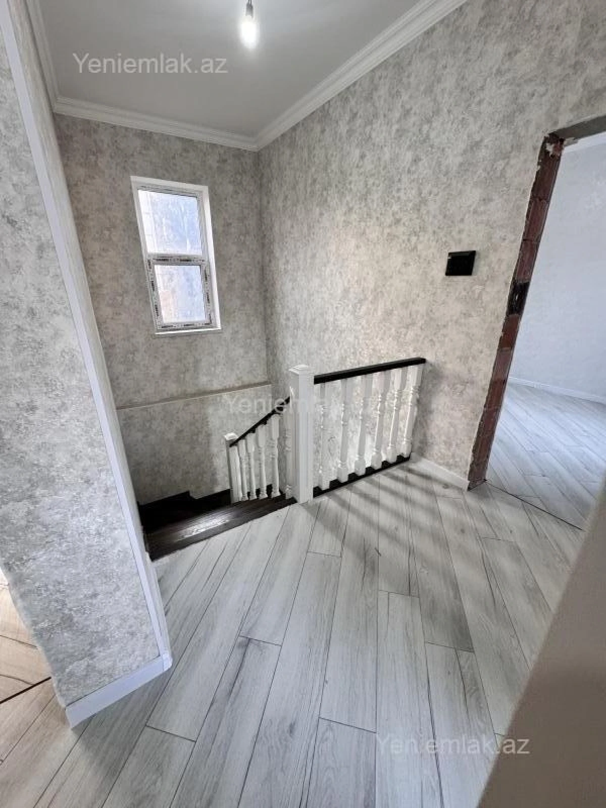 Satılır 5 otaqlı həyət evi 130 m²