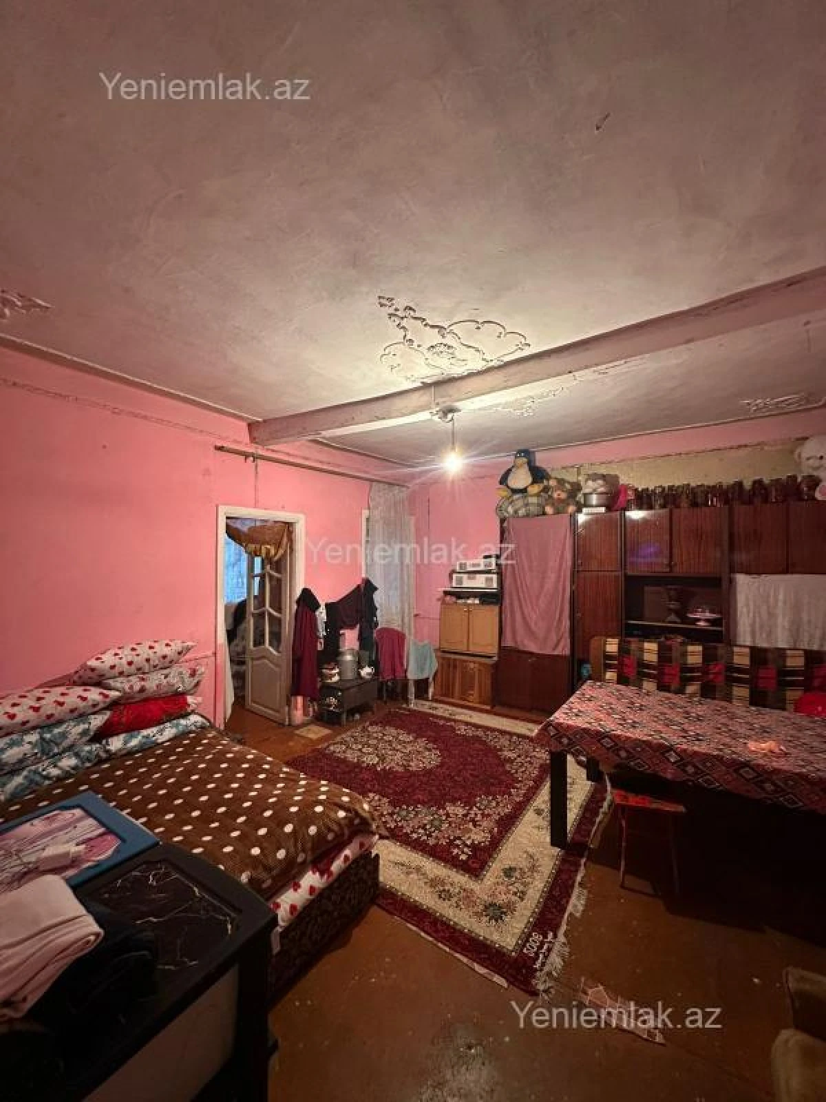 Satılır 8 otaqlı həyət evi 250 m²