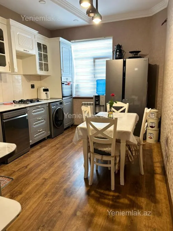 Satılır 3 otaqlı yeni tikili 92 m²